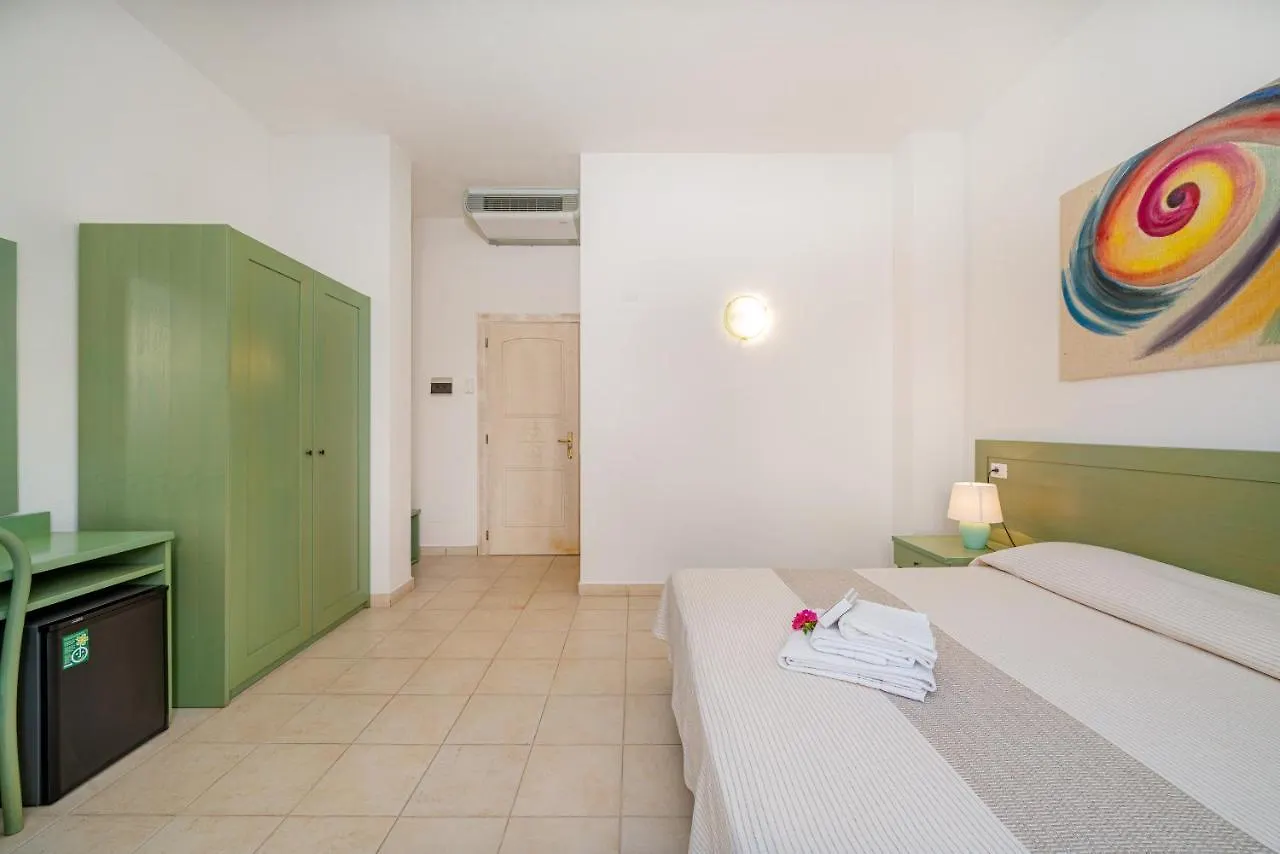 Hotel Marinaro Santa Teresa Gallura 3*,  Italy